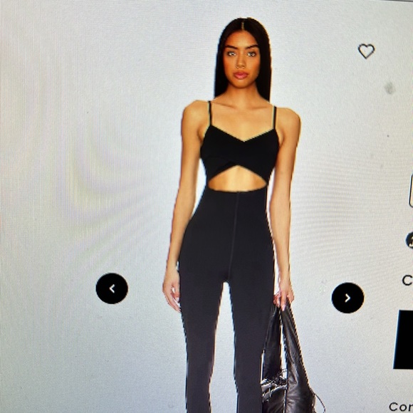 New Revolve's WellBeing + Beingwell twisted front jumpsuit size small - Picture 7 of 9